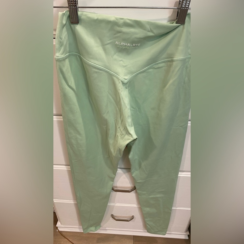 ALPHALETE Alphalux essential leggings color heaven